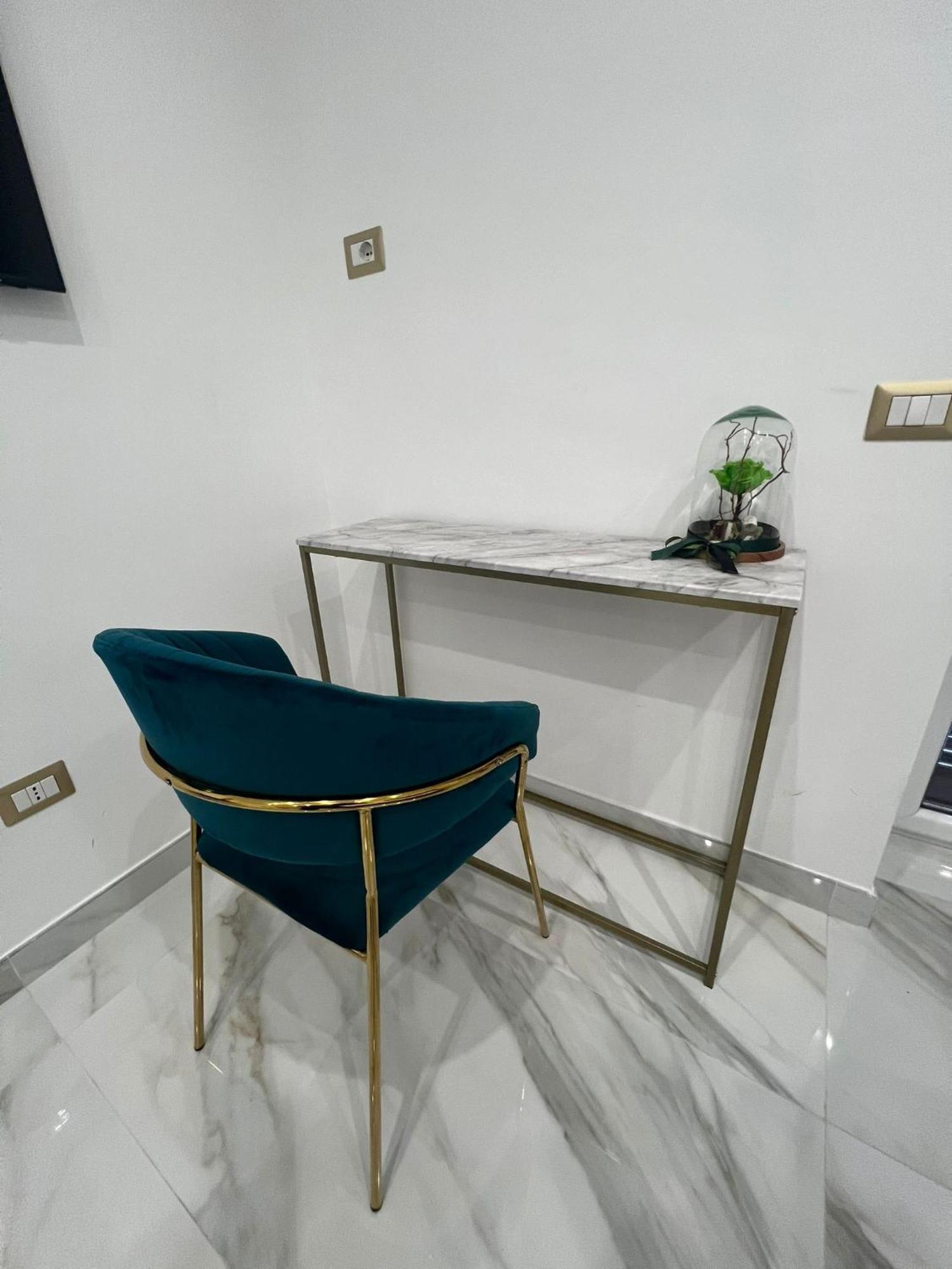 Familia Hotel Napoli Bagian luar foto